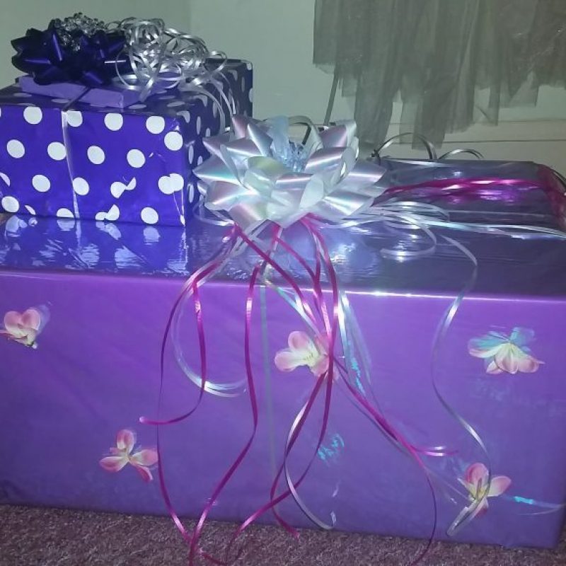 Happy Wrapping- Custom Gift Wrapping